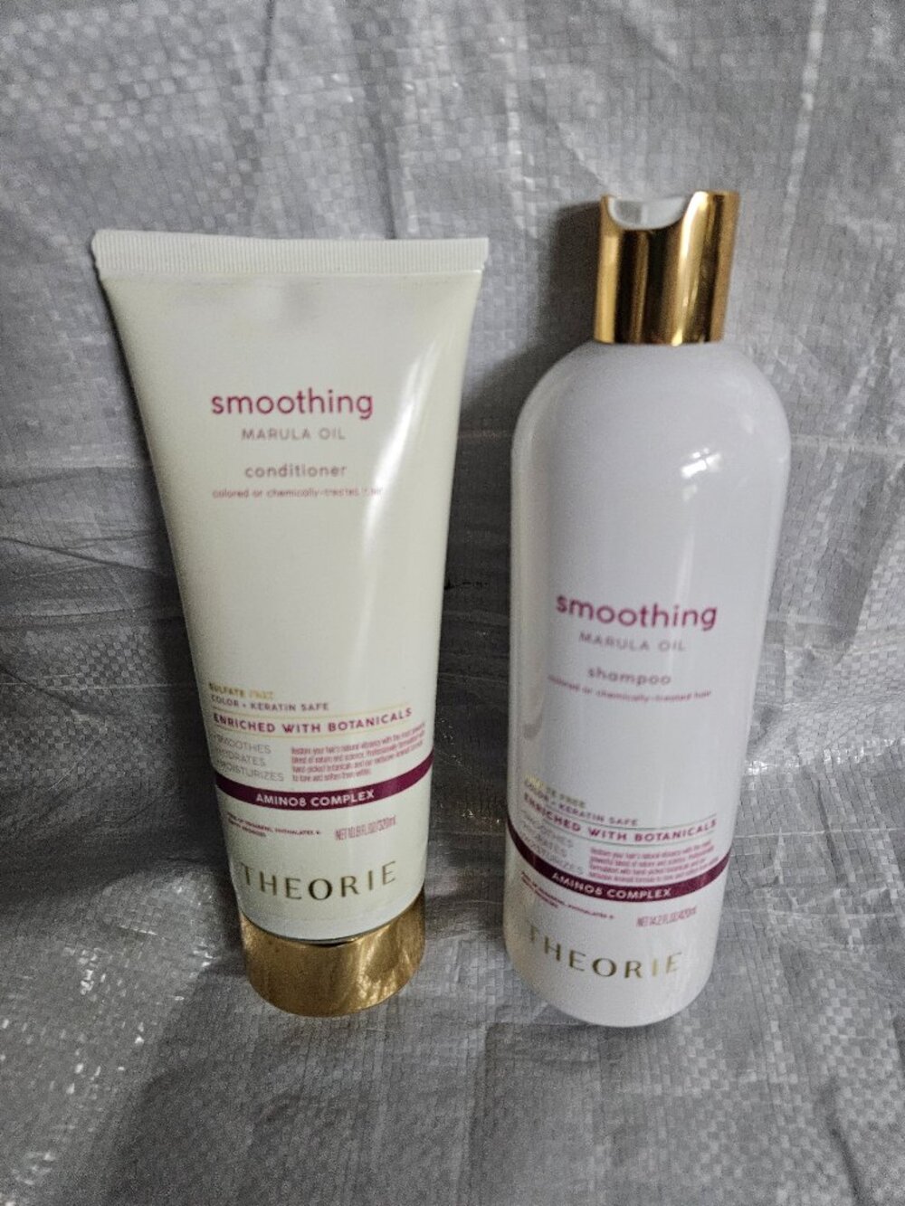 Theorie Smoothing Marula Oil Shampoo & Conditioner Set Hydrate Moisturize Smooth
